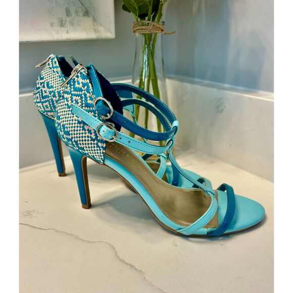VINTAGE Light Blue Christian Siriano Strappy Sandal Heels Size 6 - Picture 5 of 5